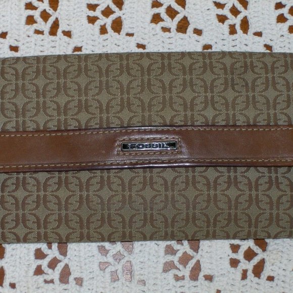 Fossil Clutch Wallet Brown Logo Leather Jacquard Organizer BOTTOM DOLLAR!!! - Picture 8 of 8